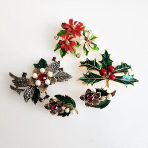 LOT OF VINTAGE CHRISTMAS BROOCHES: BUTLER, D'ORLAN AND UNSIGNED AVON SET